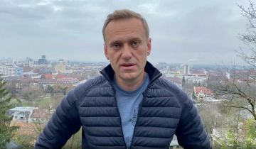 Летит за решетку? Навальный с конца 2020-го объявлен в федеральный розыск Летит за решетку? Навальный с конца 2020-го объявлен в федеральный розыск