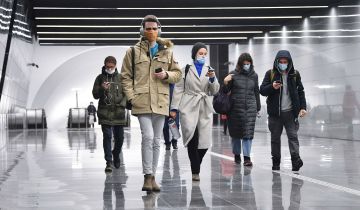 Врач оценил иммунную прослойку против COVID-19 в Москве Врач оценил иммунную прослойку против COVID-19 в Москве