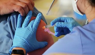На 3 тысячи больше. Число вылеченных от COVID в РФ обогнало новые случаи На 3 тысячи больше. Число вылеченных от COVID в РФ обогнало новые случаи