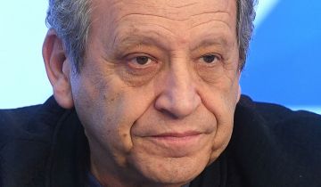 Долинский рассказал о состоянии заразившегося коронавирусом Грачевского Долинский рассказал о состоянии заразившегося коронавирусом Грачевского