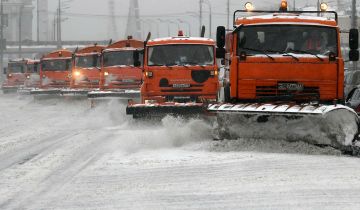 В Москве началась сплошная уборка снега с дорог и тротуаров В Москве началась сплошная уборка снега с дорог и тротуаров