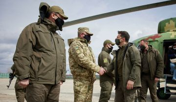 Козак прокомментировал поездку Зеленского в Донбасс Козак прокомментировал поездку Зеленского в Донбасс