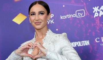 Бузова назвала спектакль со своим участием главной премьерой года Бузова назвала спектакль со своим участием главной премьерой года