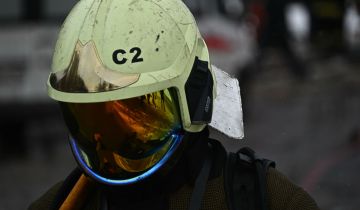 В Москве загорелись квартира и шесть балконов В Москве загорелись квартира и шесть балконов