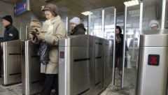 Турникеты в человеческий рост появятся на московских вокзалах