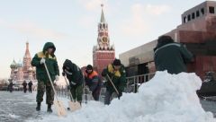 Московские аэропорты работают штатно, несмотря на сильный снегопад