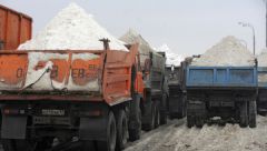 Юго-Западному округу Москвы не хватает денег на уборку снега