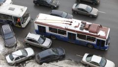 Троллейбусы на Садовом кольце в Москве застряли в многочасовой пробке