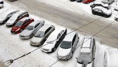 Более 60% жителей северо-востока Москвы не обеспечены местами парковки
