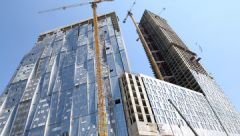 Объем строительства жилья в Москве за год вырастет на 200-500 тыс кв м
