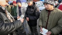 Зарплата москвичей снижается с ростом числа трудовых мигрантов