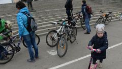 В Москве могут появиться новые парковки для велосипедов и самокатов
