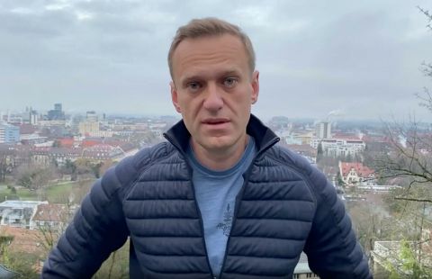 Летит за решетку? Навальный с конца 2020-го объявлен в федеральный розыск