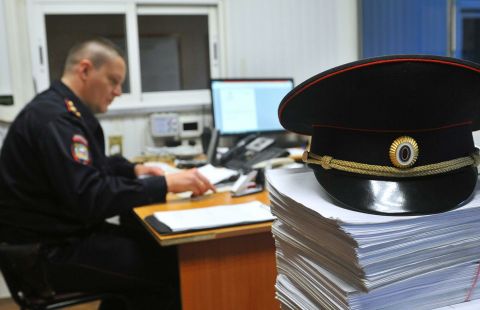 В Москве лжесотрудник ГИБДД взял взятку со студента, "нарушившего" ПДД