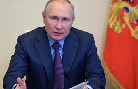 Путин обсуждал с Байденом попытку переворота в Белоруссии, заявил Песков