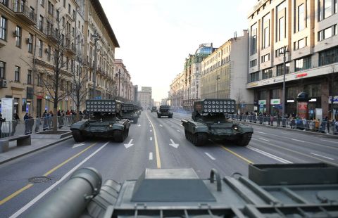 В Москве началась вторая ночная репетиция парада Победы