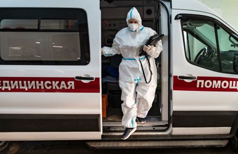 Инфекционист заявил о пике заболеваемости COVID-19 в Москве