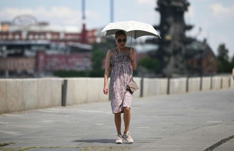 Москвичам пообещали жару до плюс 32 градусов в субботу