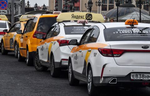 В Москве запустили такси для инвалидов-колясочников