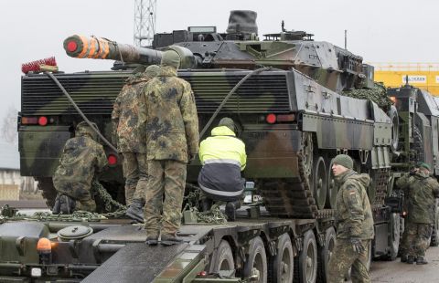Во Франции забили тревогу из-за сообщений о передаче танков Украине
