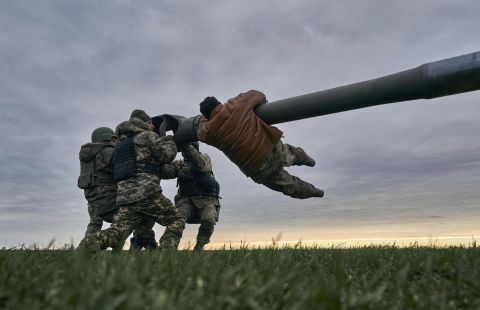 Оружие на Украину поставляется "для самообороны", заявили в МИД Франции