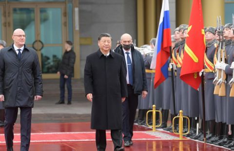 Главу Китая проводил вице-премьер Чернышенко