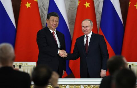 Россия и Китай могут бросить вызов США, пишут западные СМИ