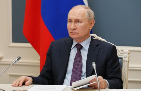 Многие удивлены тем, что происходит в российской экономике, заявил Путин