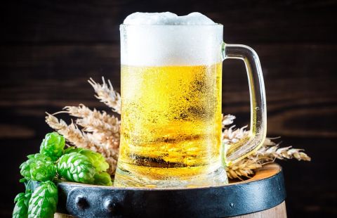 Употребление пива с грибами может привести к отравлению, заявил врач