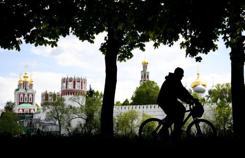"За дверью что-то есть". Какие ужасы скрывают монастыри Москвы
