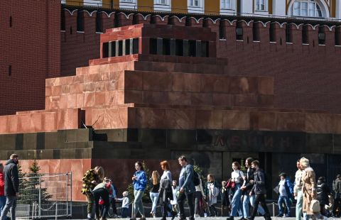 Необычный саркофаг и научная лаборатория: секреты Мавзолея Ленина