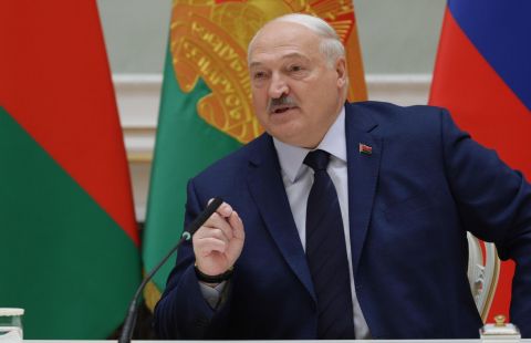 Лукашенко высказался о временном перемирии на Украине