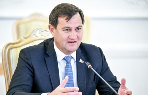 Нерешаемых вопросов в отношениях с Россией нет, заявил глава МИД Белоруссии